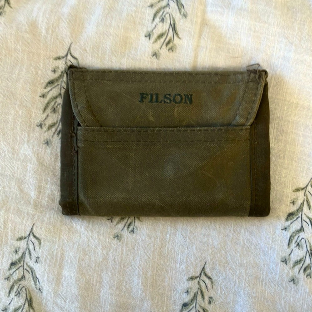 Filson Wallet - Hunter Green - Tin Cloth